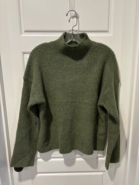 Abercrombie & Fitch Olive Mock Neck Sweater